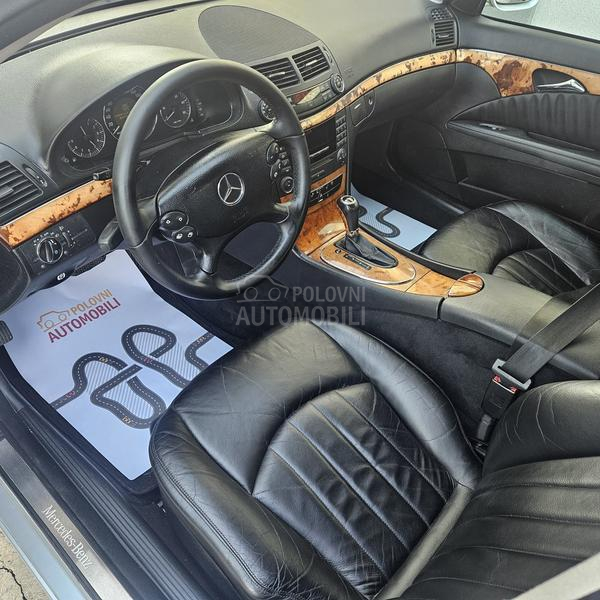 Mercedes Benz E 220 ELEGANCE