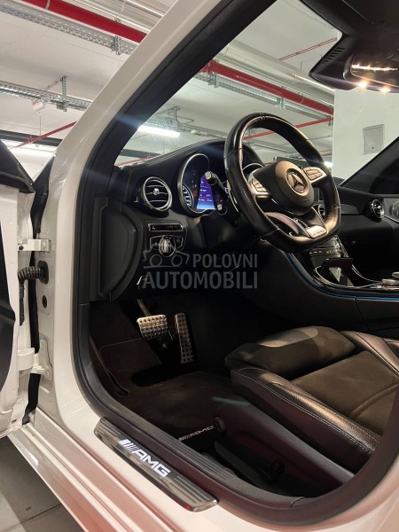 Mercedes Benz C 63 AMG 