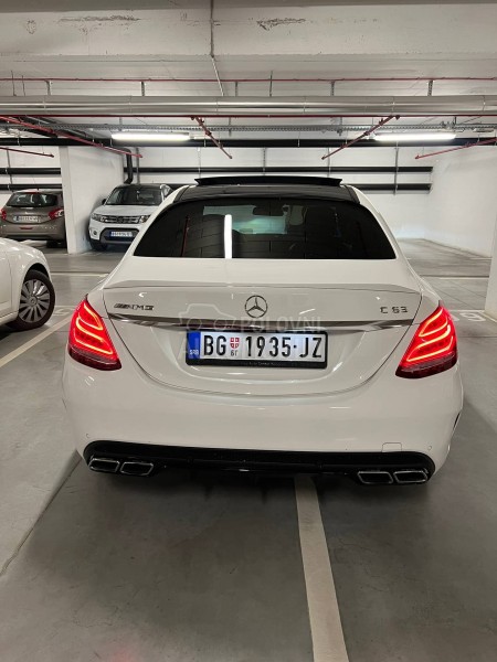 Mercedes Benz C 63 AMG 