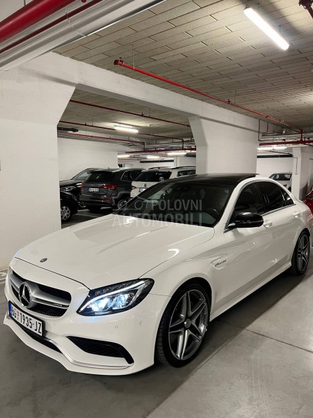 Mercedes Benz C 63 AMG 
