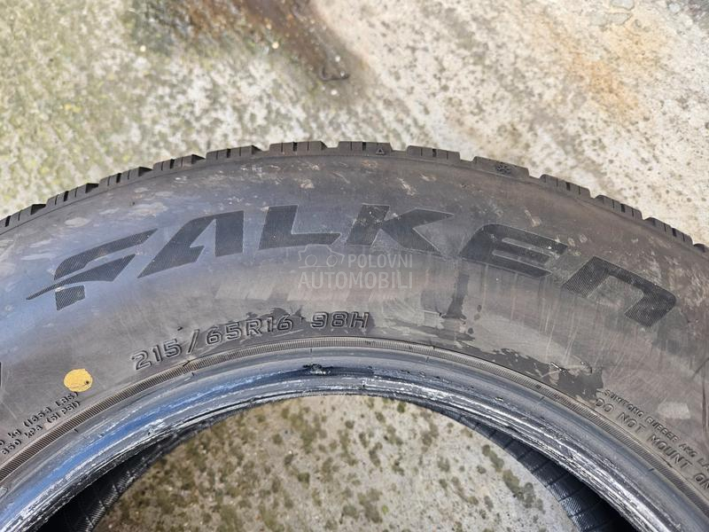 Falken 215/65 R16 Zimska