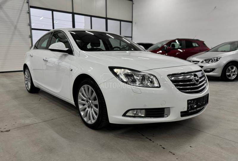 Opel Insignia 2.0 CDTI COSMO CH