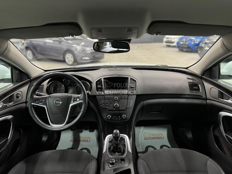 Opel Insignia 2.0 CDTI COSMO CH