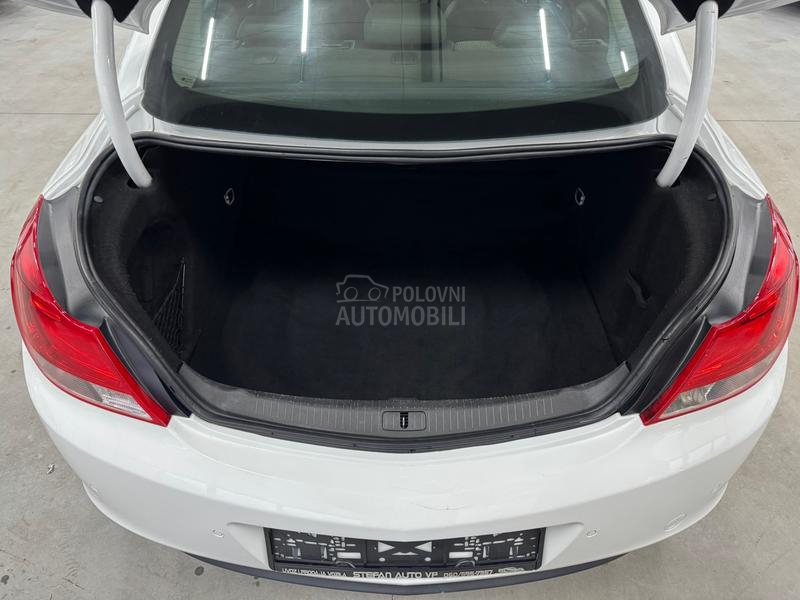 Opel Insignia 2.0 CDTI COSMO CH