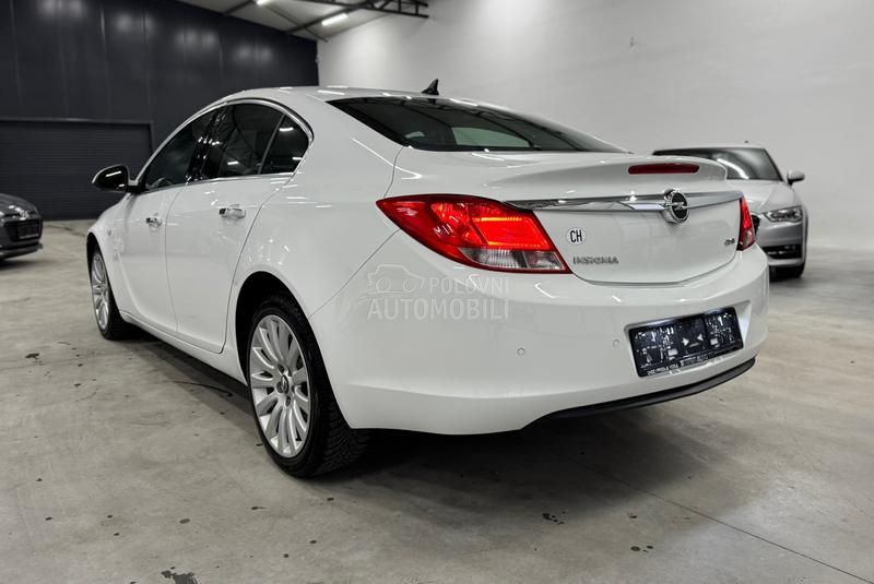 Opel Insignia 2.0 CDTI COSMO CH