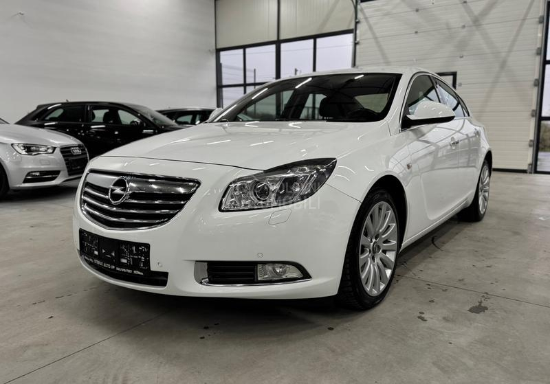 Opel Insignia 2.0 CDTI COSMO CH