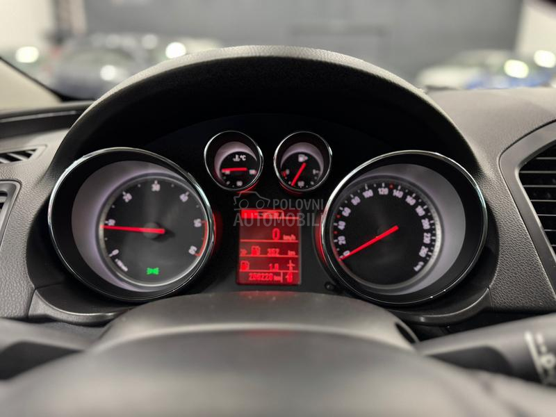 Opel Insignia 2.0 CDTI COSMO CH