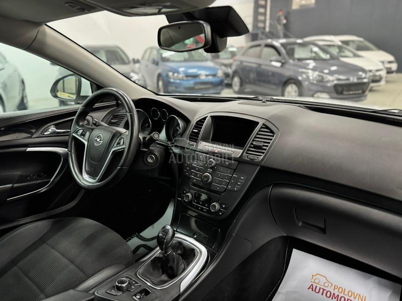 Opel Insignia 2.0 CDTI COSMO CH