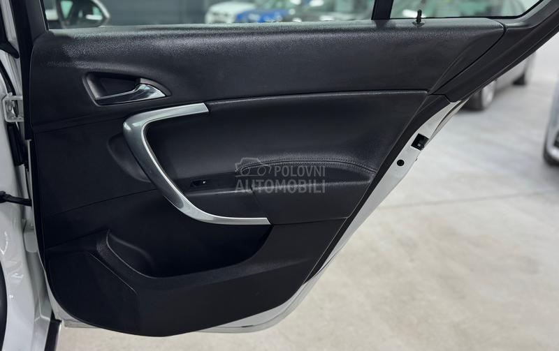 Opel Insignia 2.0 CDTI COSMO CH