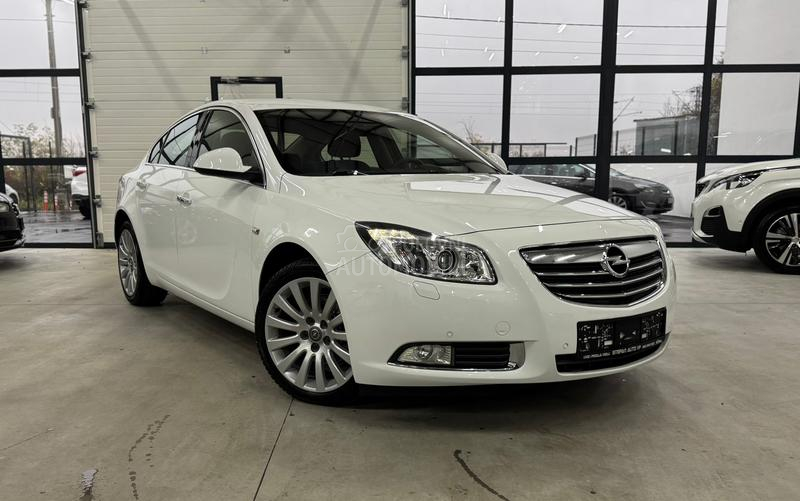 Opel Insignia 2.0 CDTI COSMO CH