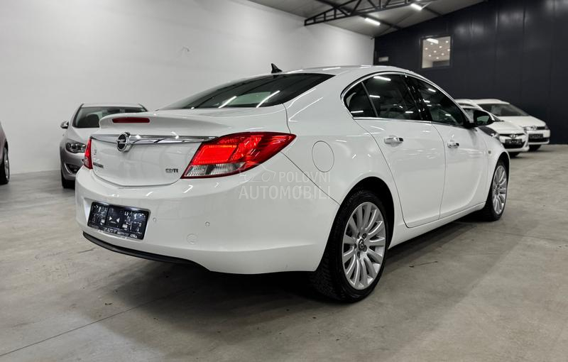 Opel Insignia 2.0 CDTI COSMO CH