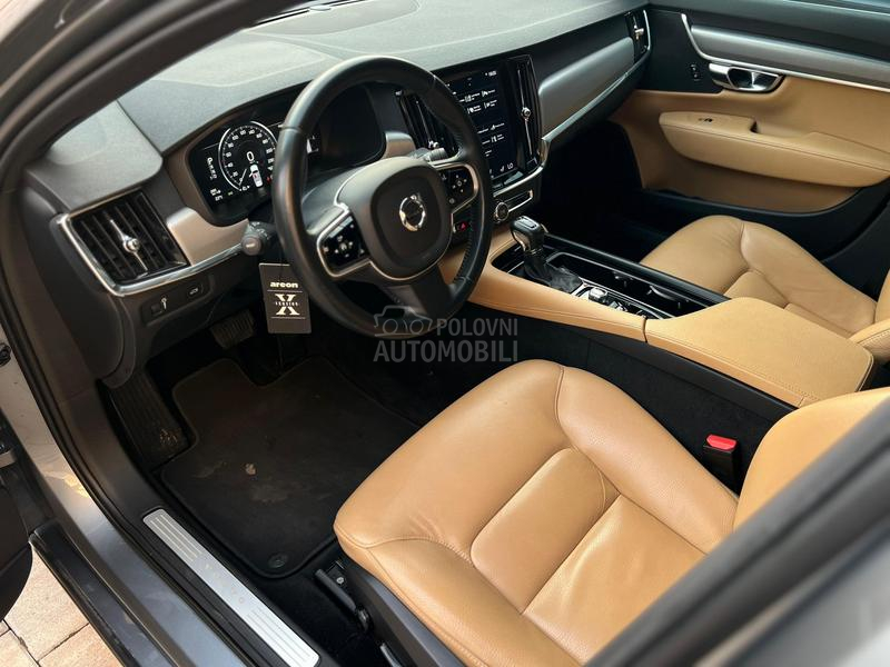 Volvo S90 D4