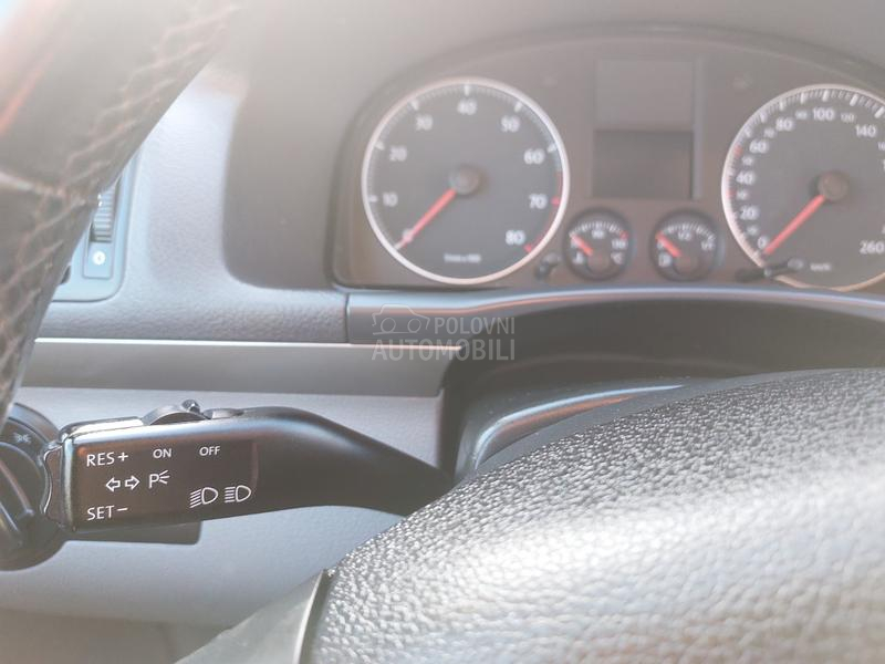 Volkswagen Touran 1.4 TSI