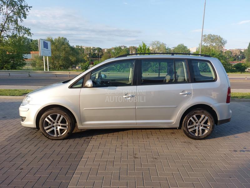 Volkswagen Touran 1.4 TSI