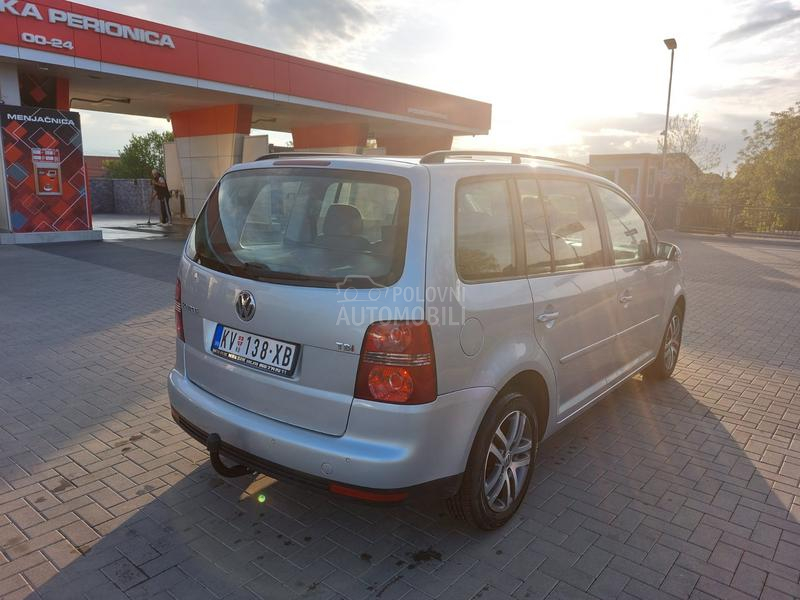 Volkswagen Touran 1.4 TSI