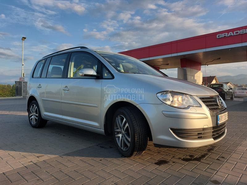 Volkswagen Touran 1.4 TSI