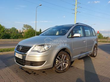 Volkswagen Touran 1.4 TSI