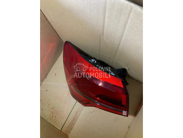 Levo stop svetlo za Audi Q3