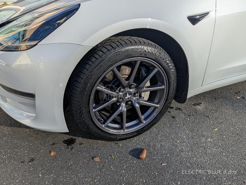 Tesla Model 3 long range plus 600