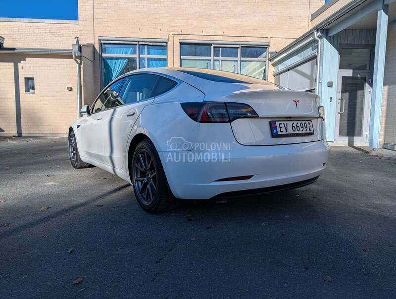 Tesla Model 3 long range plus 600