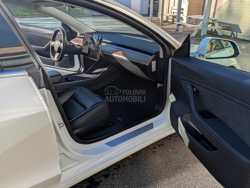 Tesla Model 3 long range plus 600