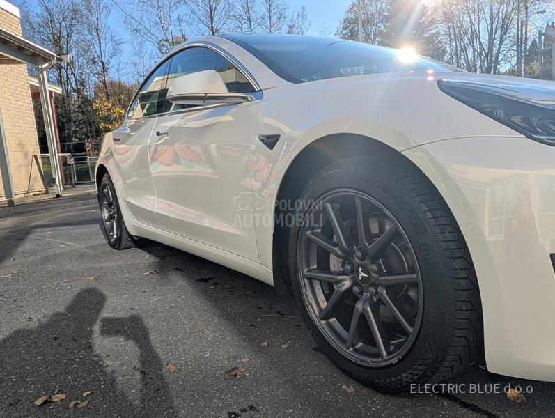 Tesla Model 3 long range plus 600