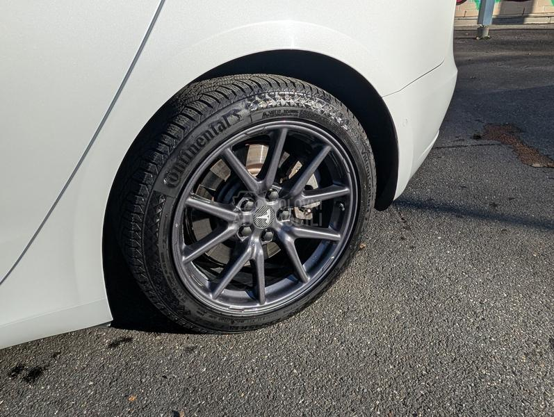 Tesla Model 3 long range plus 600