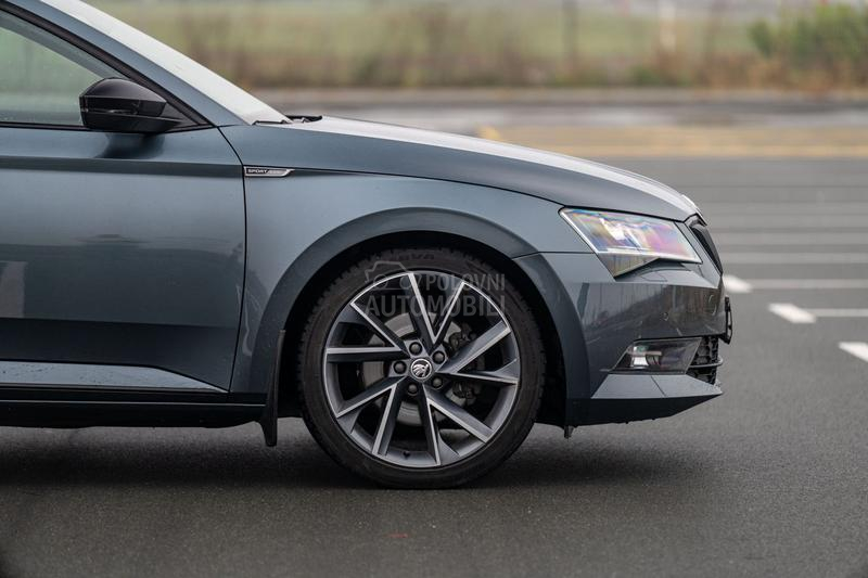 Škoda Superb 2.0TDI/SPORTLINE/4X4