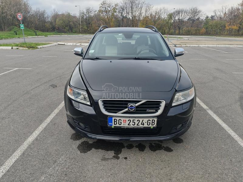 Volvo V50 