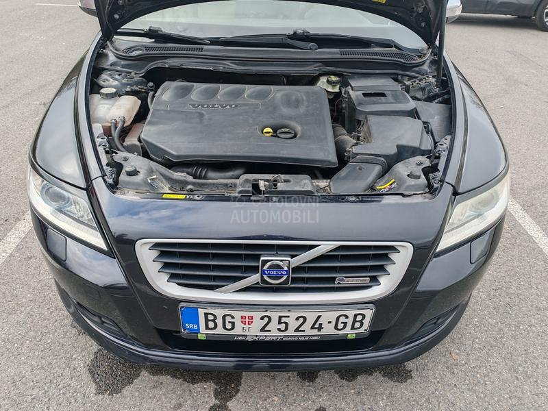 Volvo V50 