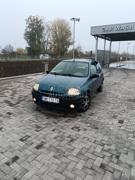 Renault Clio 2 1.2 8v RT