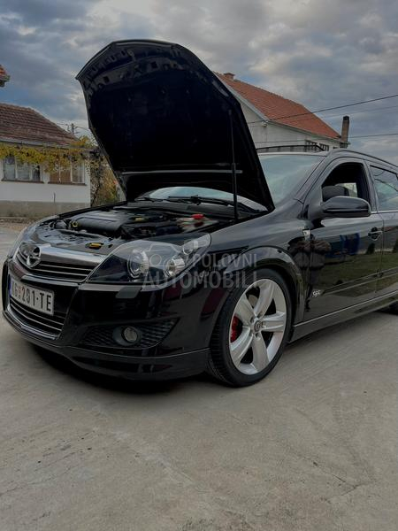 Opel Astra H OPC