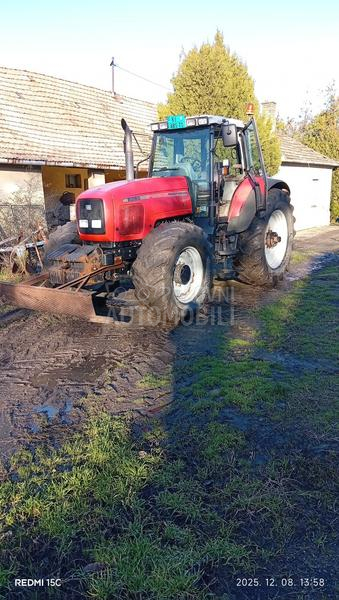 Massey Ferguson 8260