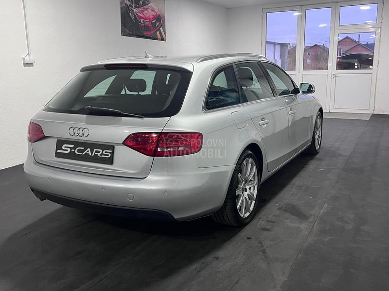 Audi A4 2.0 TDI / S LINE /