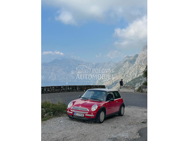 MINI Cooper 