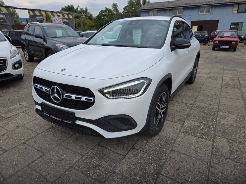 Mercedes Benz GLA 200 2.0d LED/4 MATIC