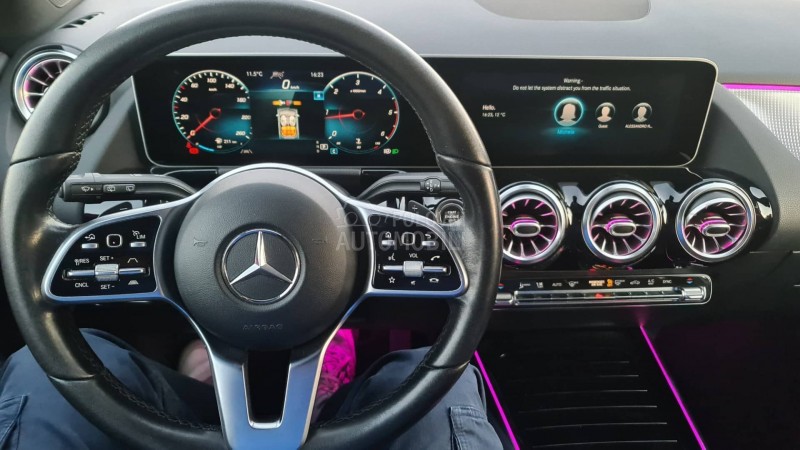 Mercedes Benz GLA 200 2.0d LED/4 MATIC