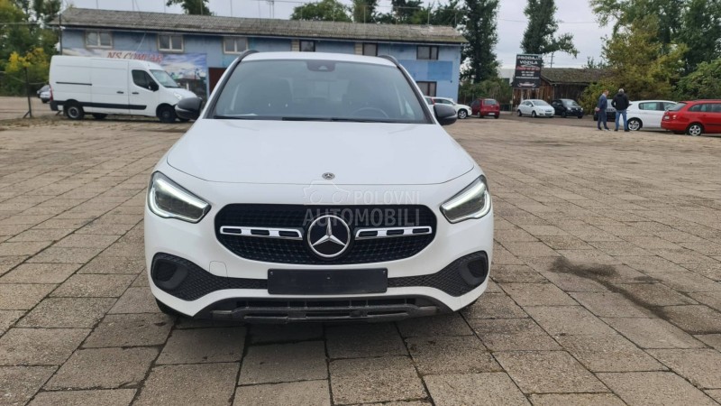 Mercedes Benz GLA 200 2.0d LED/4 MATIC
