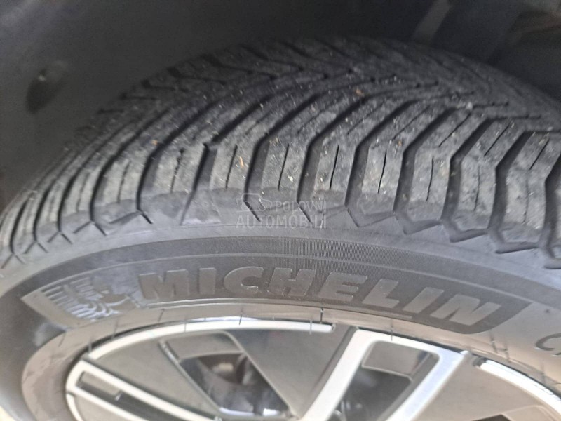 Mercedes Benz GLA 200 2.0d LED/4 MATIC