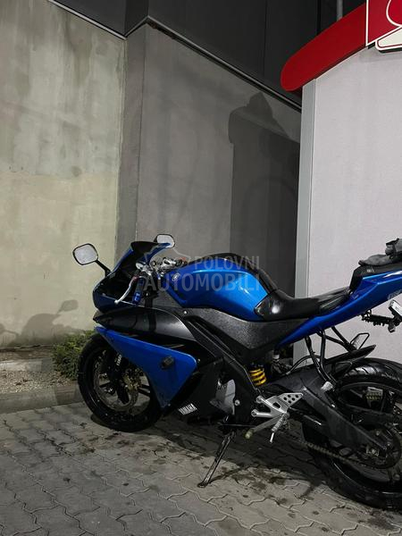 Yamaha yzf r125