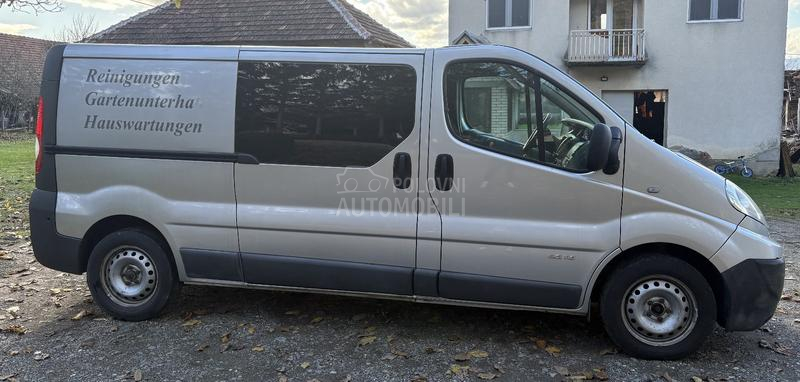 Renault Trafic 2.5