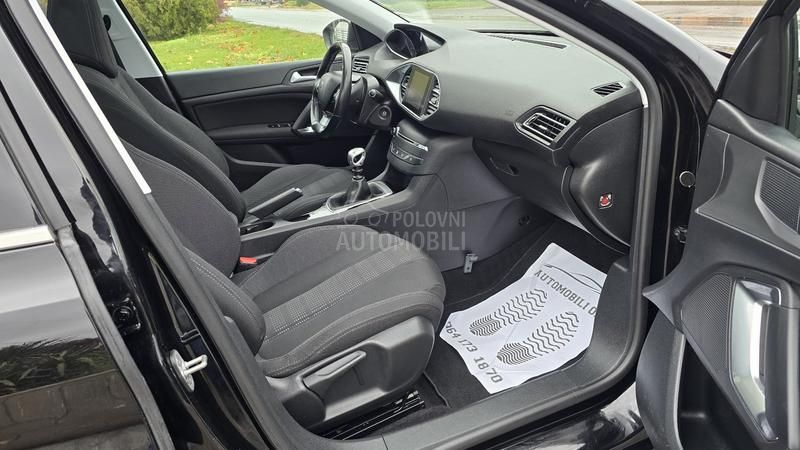 Peugeot 308 1.6 eHDI PANOR