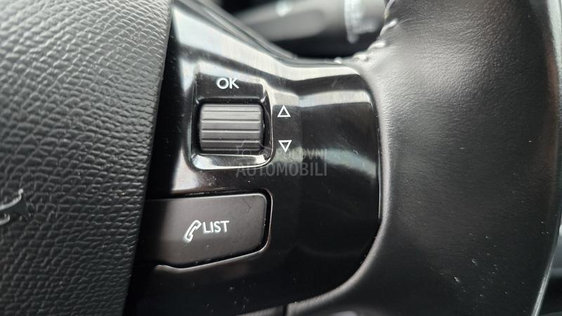 Peugeot 308 1.6 eHDI PANOR