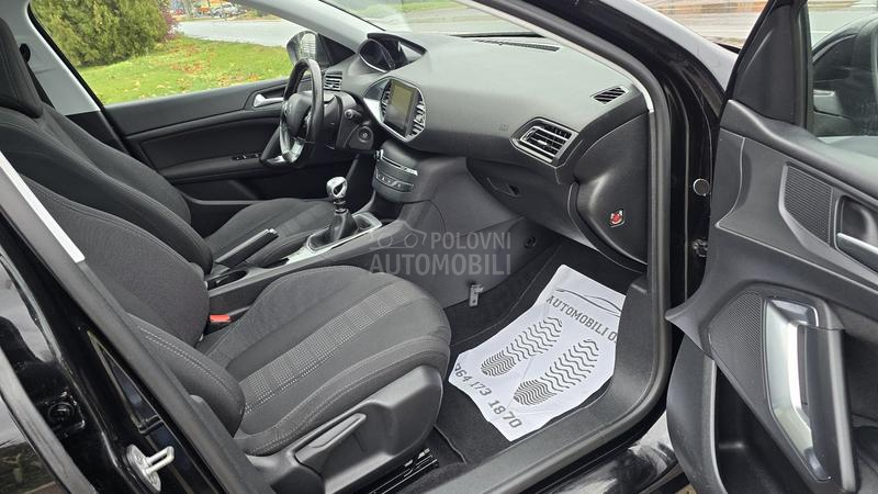 Peugeot 308 1.6 eHDI PANOR