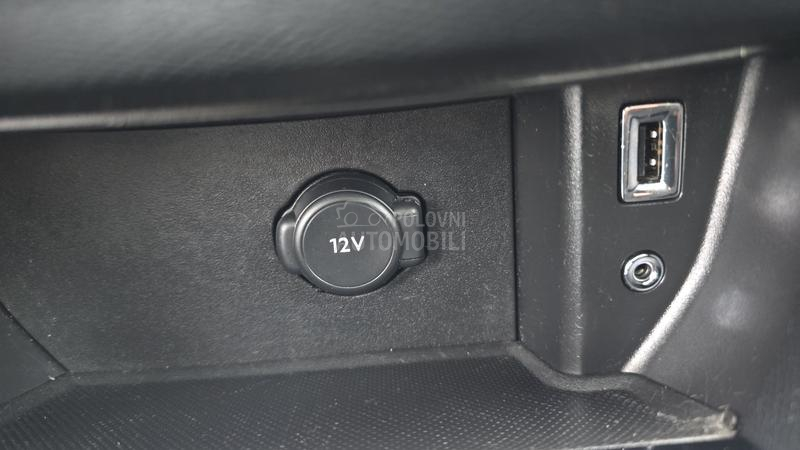 Peugeot 308 1.6 eHDI PANOR