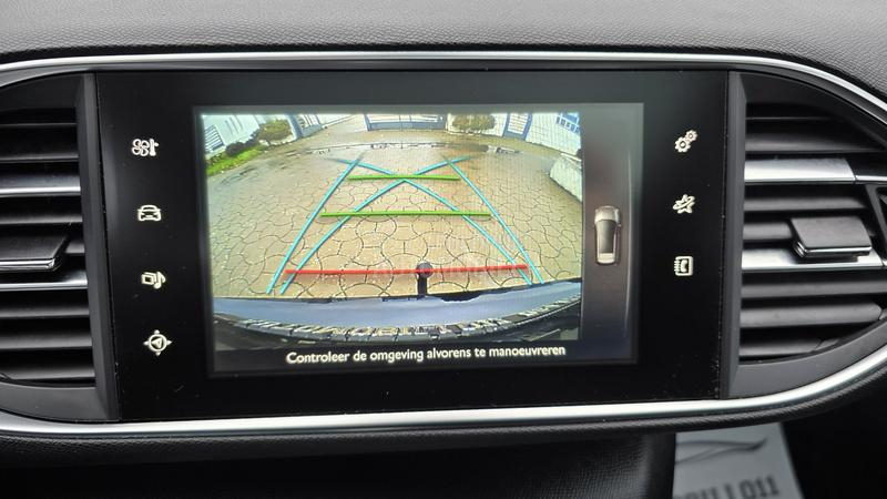 Peugeot 308 1.6 eHDI PANOR