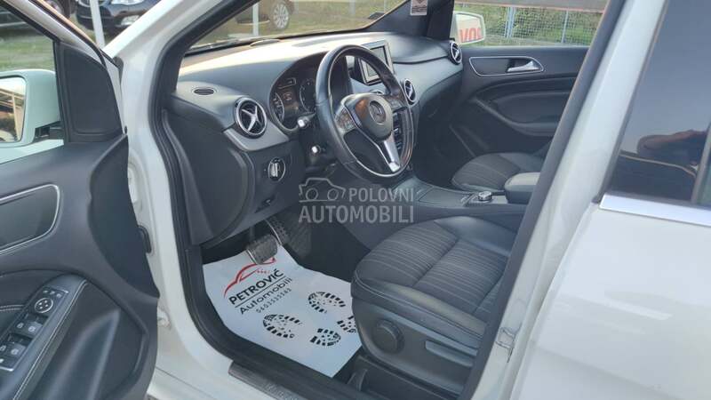 Mercedes Benz B 200 /Autom/Led/Nav/Kam/