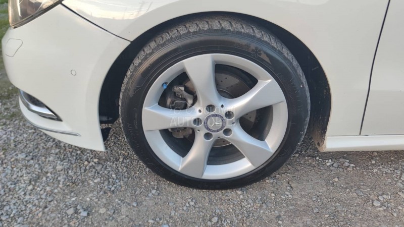 Mercedes Benz B 200 /Autom/Led/Nav/Kam/