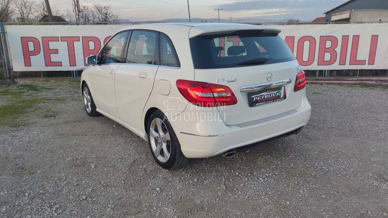Mercedes Benz B 200 /Autom/Led/Nav/Kam/
