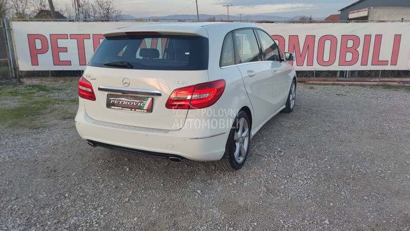 Mercedes Benz B 200 /Autom/Led/Nav/Kam/